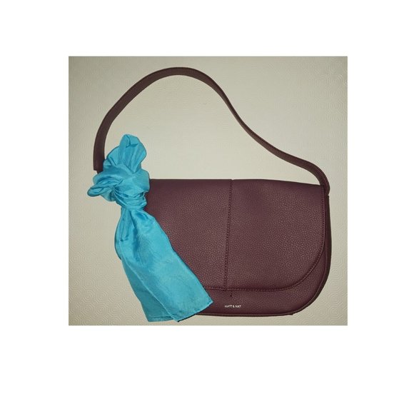 100% silk scarf - Picture 2 of 3